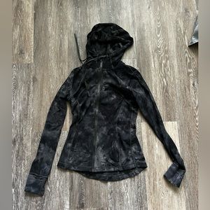 Lululemon Nulu hooded define jacket size 6